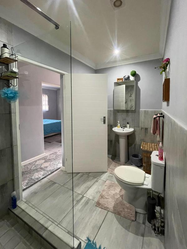 3 Bedroom Property for Sale in Albertinia Western Cape